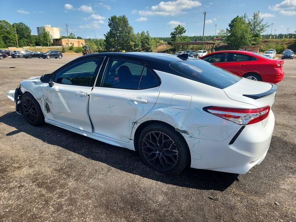 2020 TOYOTA CAMRY XSE