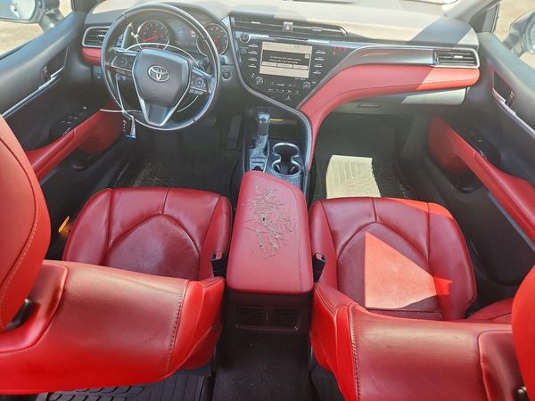 2020 TOYOTA CAMRY XSE