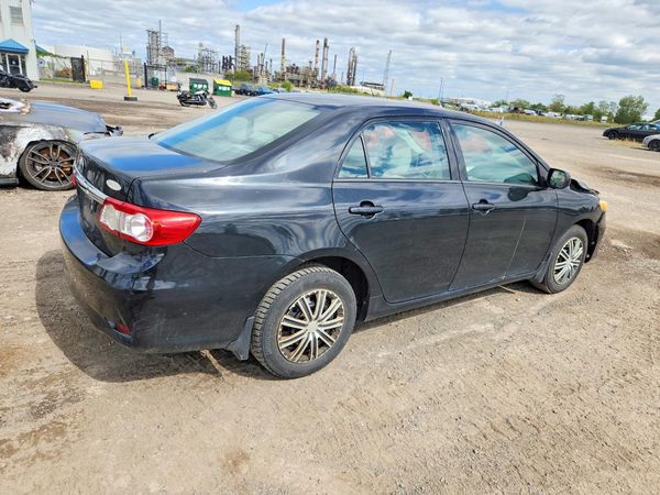 2012 TOYOTA COROLLA