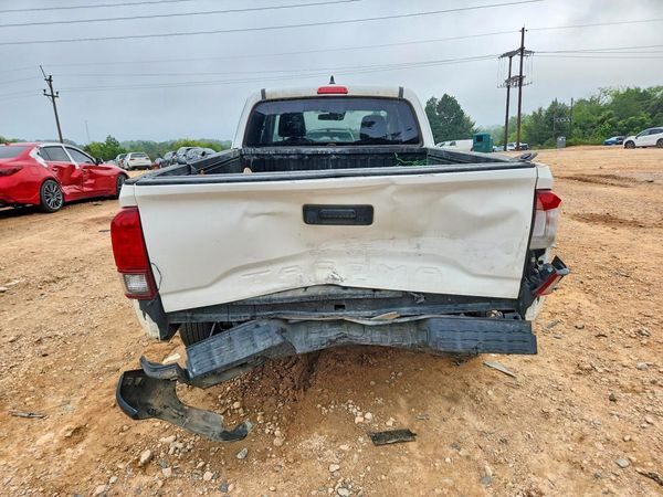 2020 TOYOTA TACOMA SR5