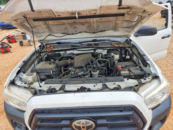 2020 TOYOTA TACOMA SR5