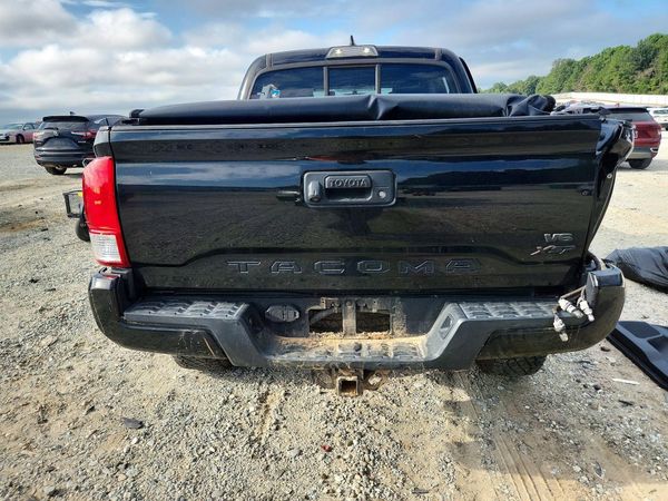 2017 TOYOTA TACOMA