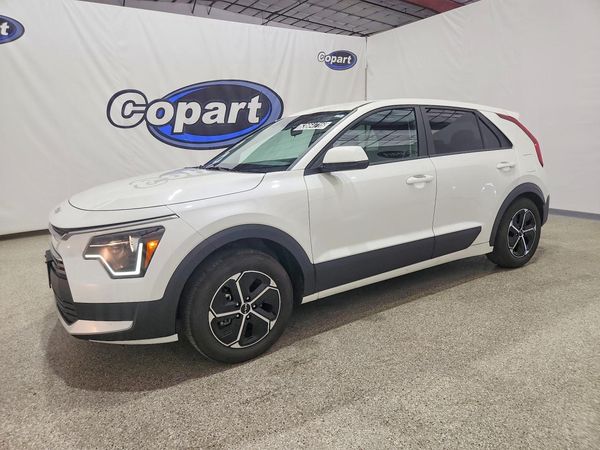 2026 KIA NIRO LX