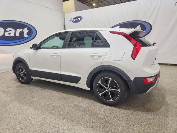 2026 KIA NIRO LX