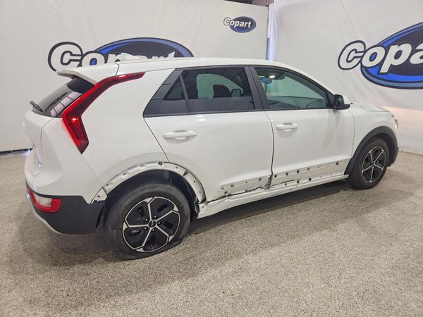 2026 KIA NIRO LX