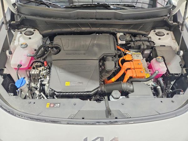 2026 KIA NIRO LX