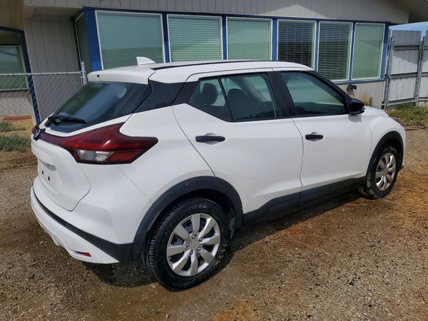2021 NISSAN KICKS S