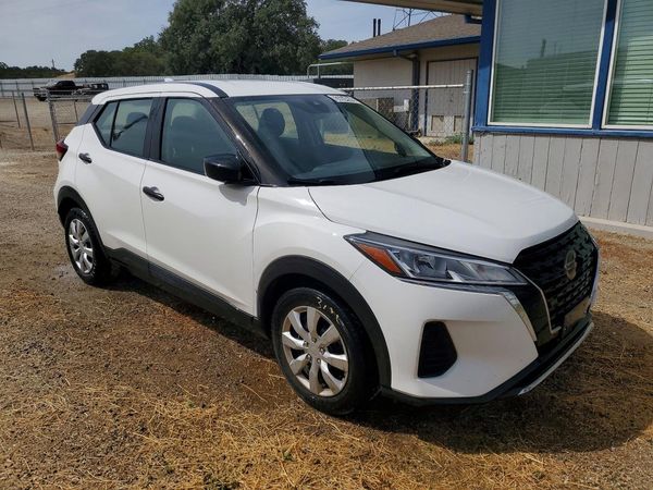 2021 NISSAN KICKS S