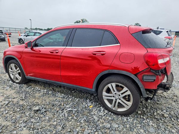 2017 MERCEDES-BENZ GLA GLA250