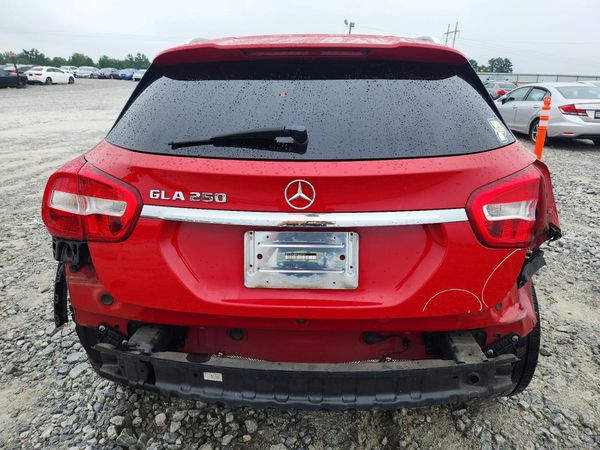 2017 MERCEDES-BENZ GLA GLA250