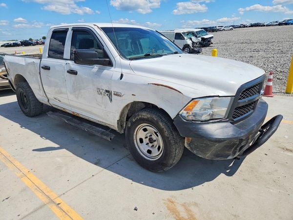 2015 RAM 1500 ST