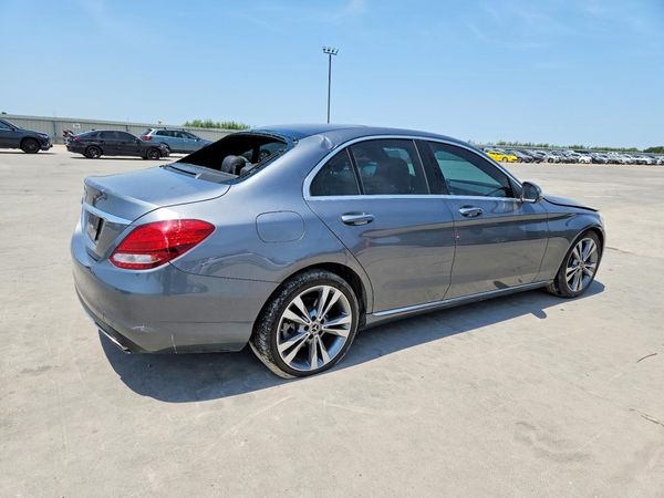 2018 MERCEDES-BENZ C C300