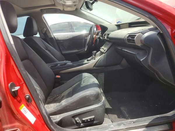 2016 LEXUS IS
