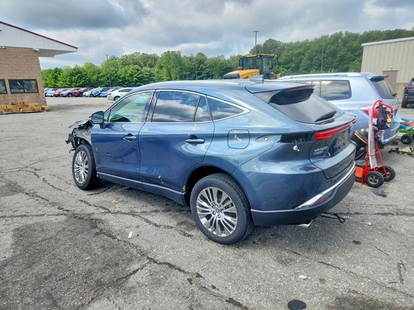 2021 TOYOTA VENZA