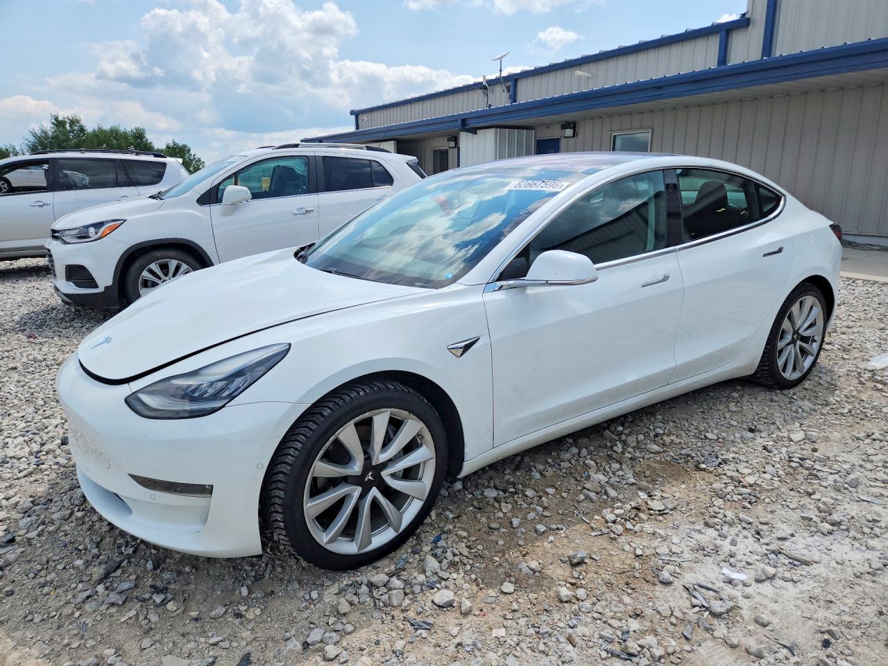 2018 TESLA MODEL 3
