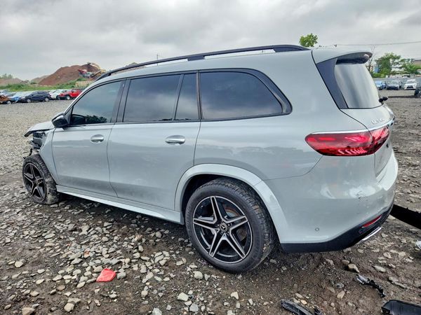 2025 MERCEDES-BENZ GLS