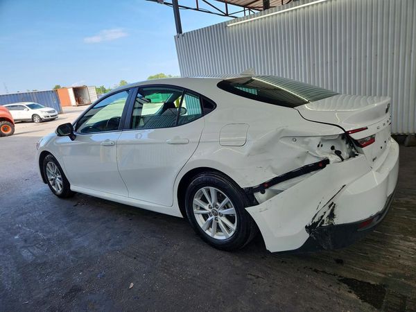 2026 TOYOTA CAMRY
