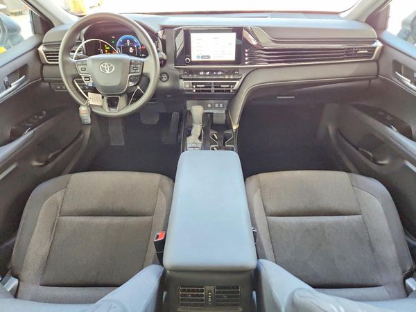 2026 TOYOTA CAMRY