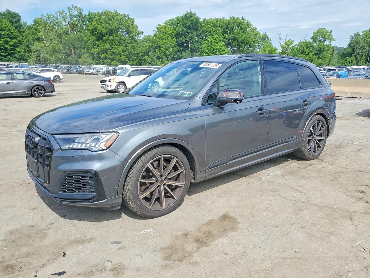 2021 AUDI SQ7