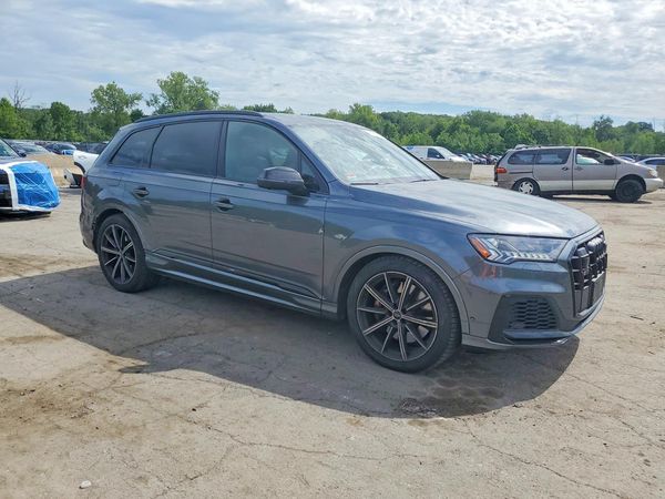 2021 AUDI SQ7
