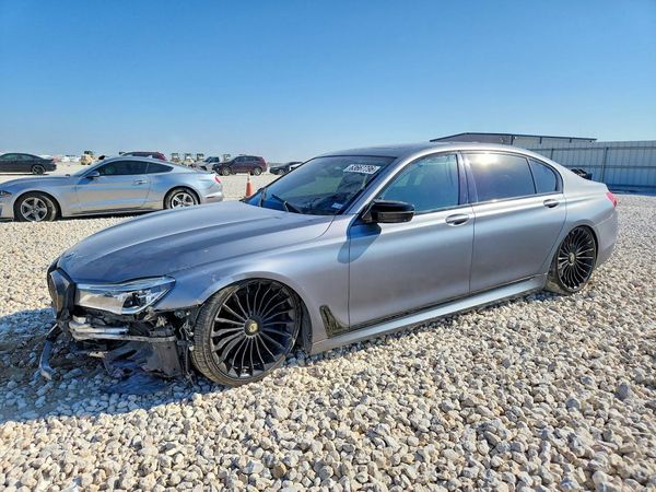 2018 BMW 750