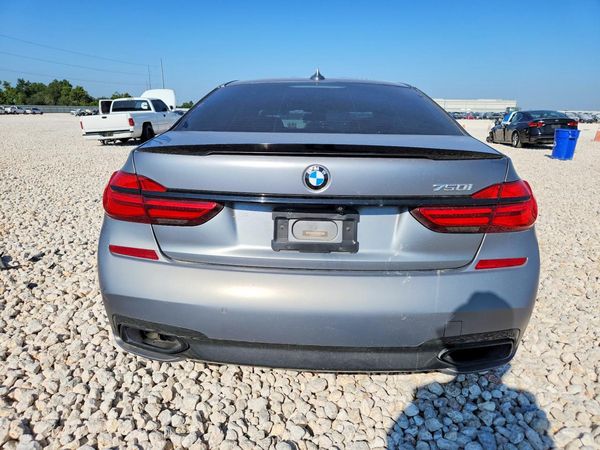 2018 BMW 750
