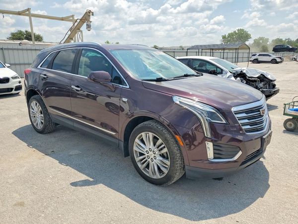 2017 CADILLAC XT5