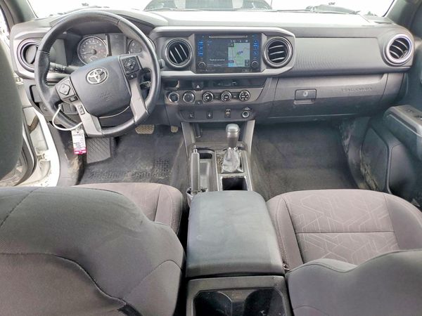 2016 TOYOTA TACOMA