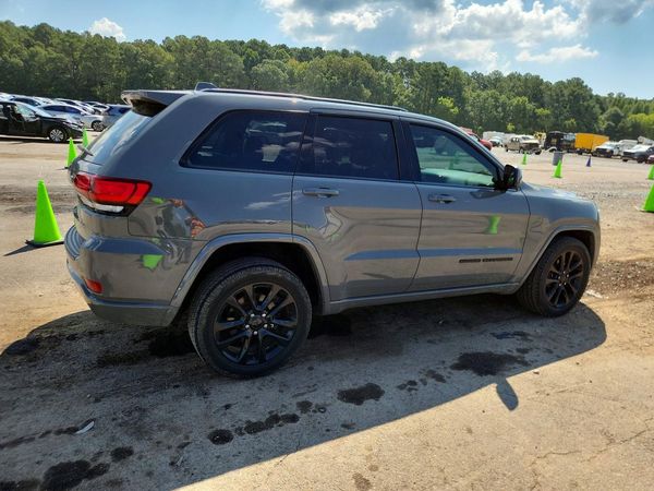 2020 JEEP GRAND CHEROKEE Laredo