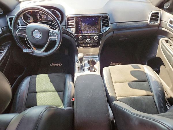 2020 JEEP GRAND CHEROKEE Laredo