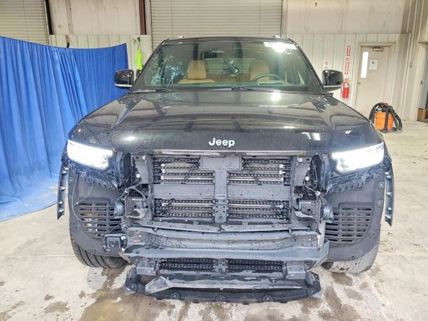 2022 JEEP GRAND CHEROKEE Summit 4XE