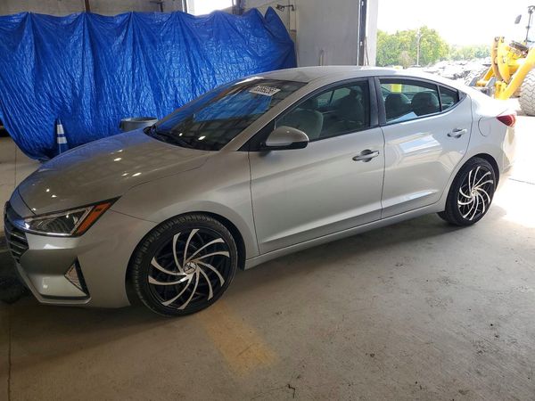 2020 HYUNDAI ELANTRA