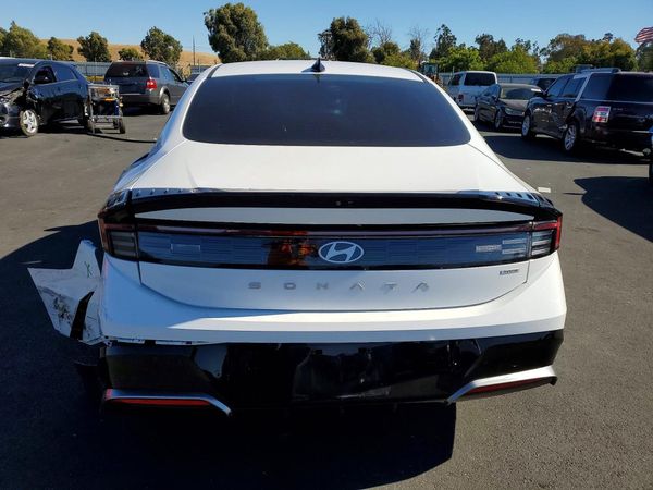 2024 HYUNDAI SONATA SEL