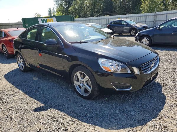 2012 VOLVO S60