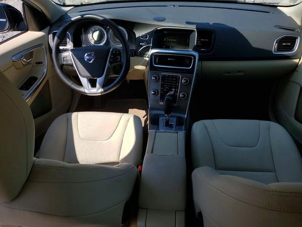 2012 VOLVO S60