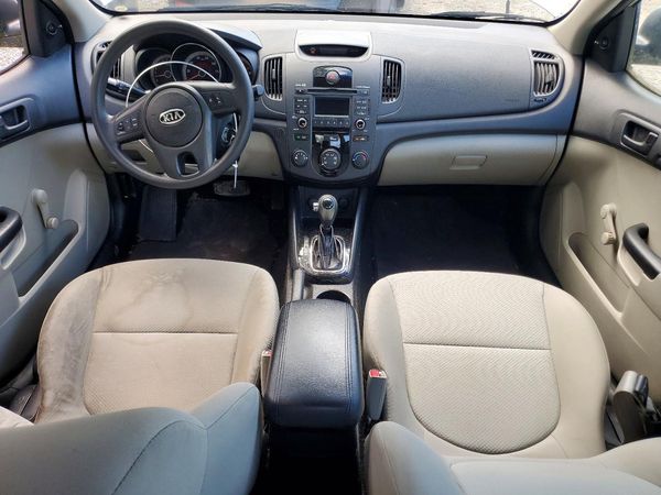 2013 KIA FORTE LX