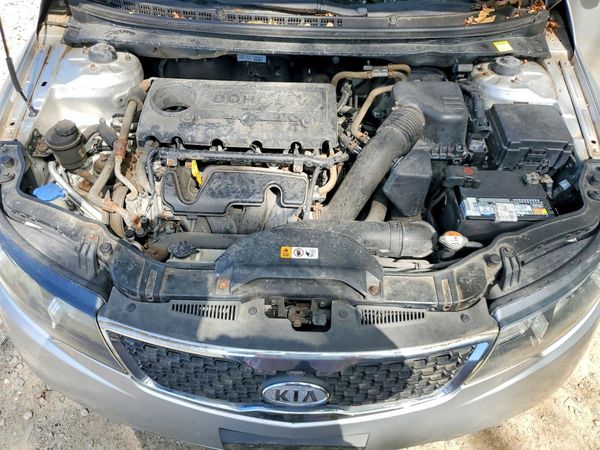 2013 KIA FORTE LX