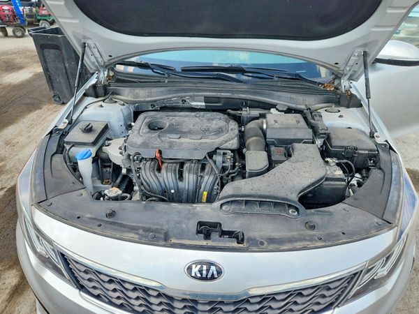 2019 KIA OPTIMA LX, S