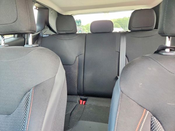 2016 JEEP RENEGADE LATITUDE 4X4