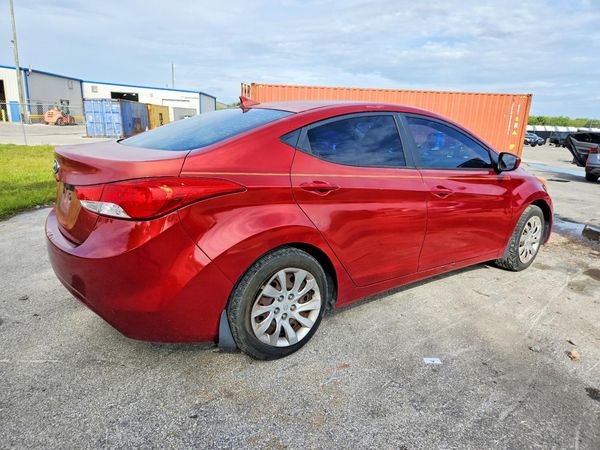 2012 HYUNDAI ELANTRA GLS(Middle grade)