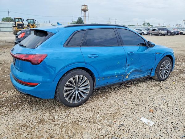 2019 AUDI E-TRON e-tron quattro Prestige