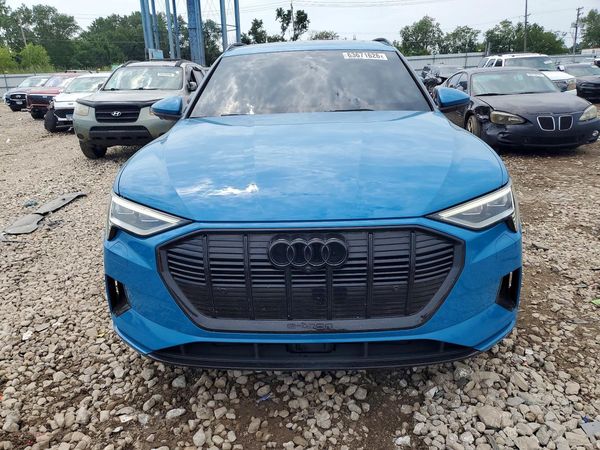 2019 AUDI E-TRON e-tron quattro Prestige