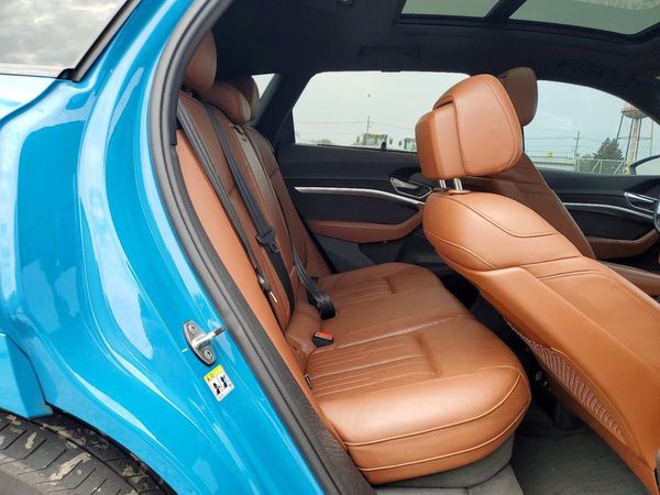 2019 AUDI E-TRON e-tron quattro Prestige