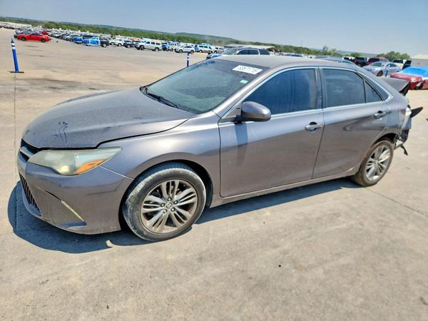 2016 TOYOTA CAMRY