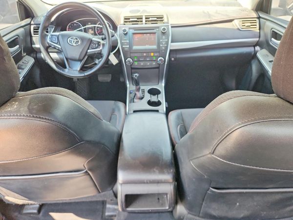 2016 TOYOTA CAMRY