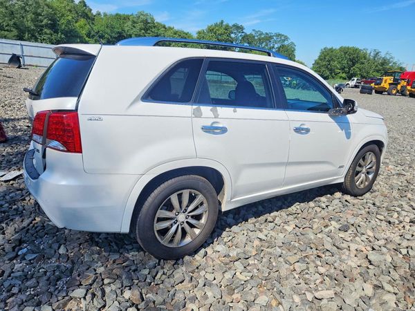2013 KIA SORENTO SX