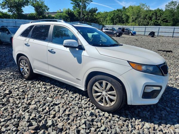 2013 KIA SORENTO SX