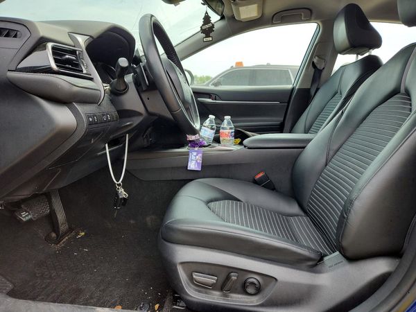 2023 TOYOTA CAMRY SE — DENT