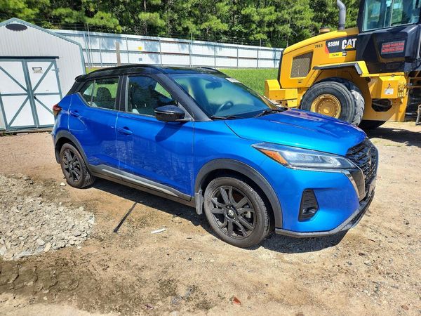 2021 NISSAN KICKS SR