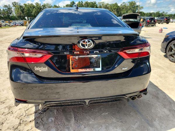 2024 TOYOTA CAMRY